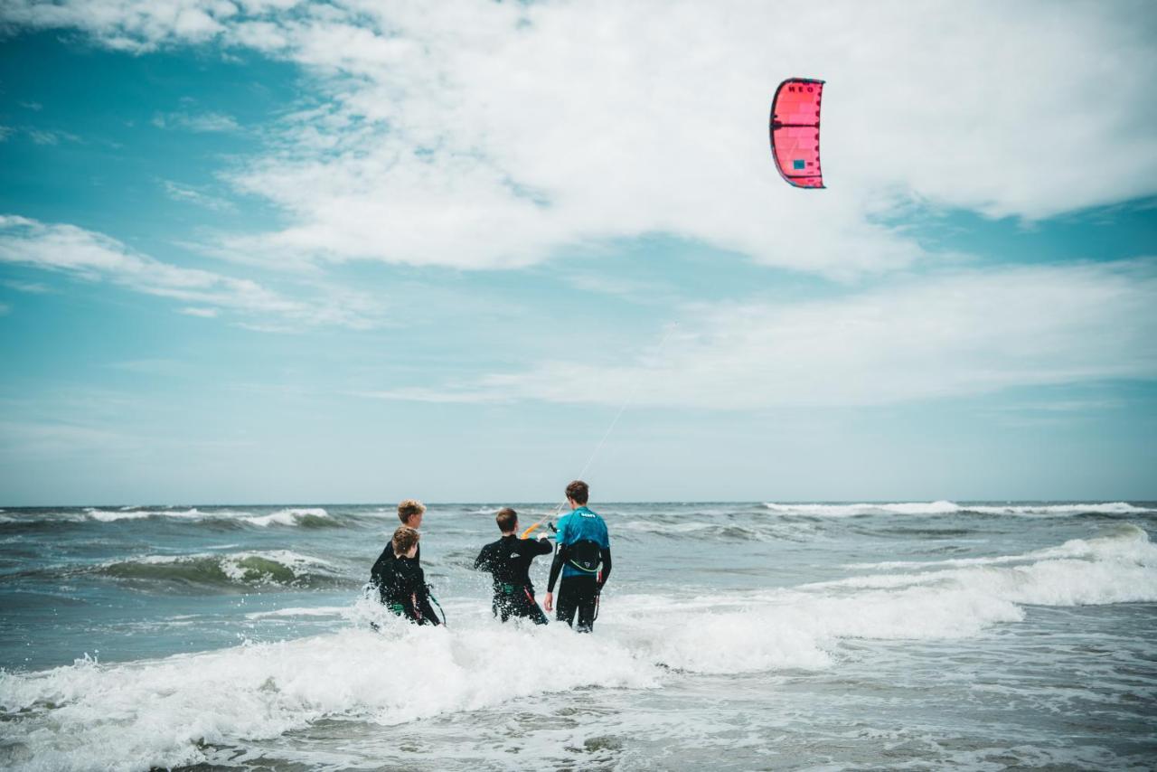 Family & Surfhostel Petten Εξωτερικό φωτογραφία