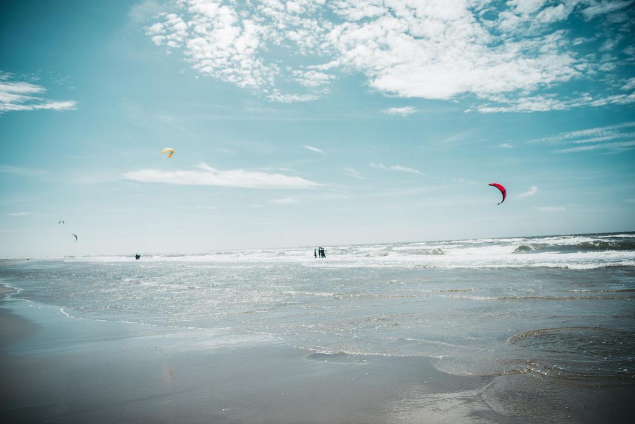 Family & Surfhostel Petten Εξωτερικό φωτογραφία