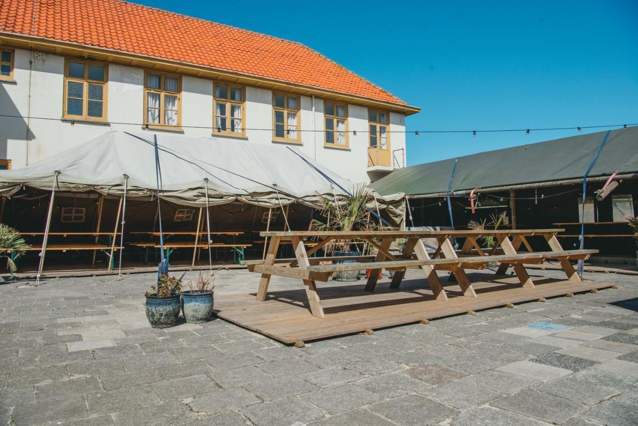 Family & Surfhostel Petten Εξωτερικό φωτογραφία